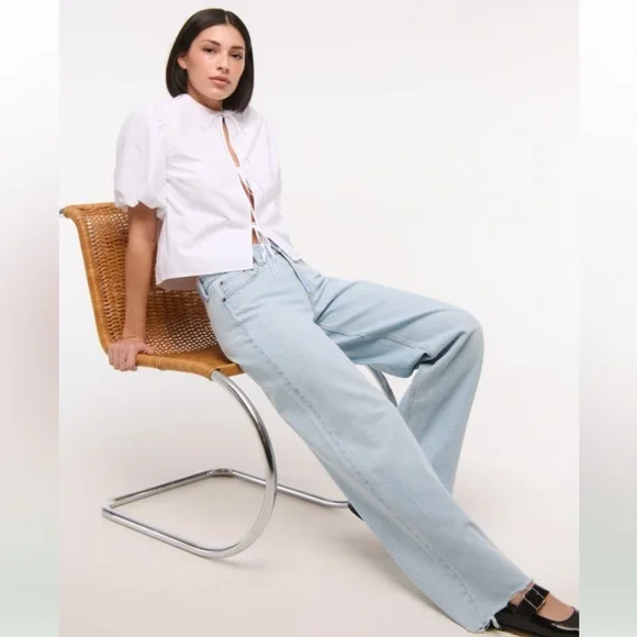 NWT Abercrombie & Fitch Low Rise Ultra Loose Jean size 33L Light Destroy Hem - Picture 7 of 12